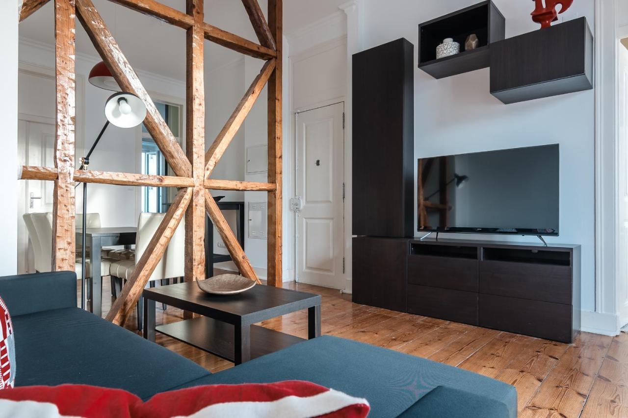 Elegant 3 Bedroom Flat With View In Principe Real Lisboa Exteriör bild