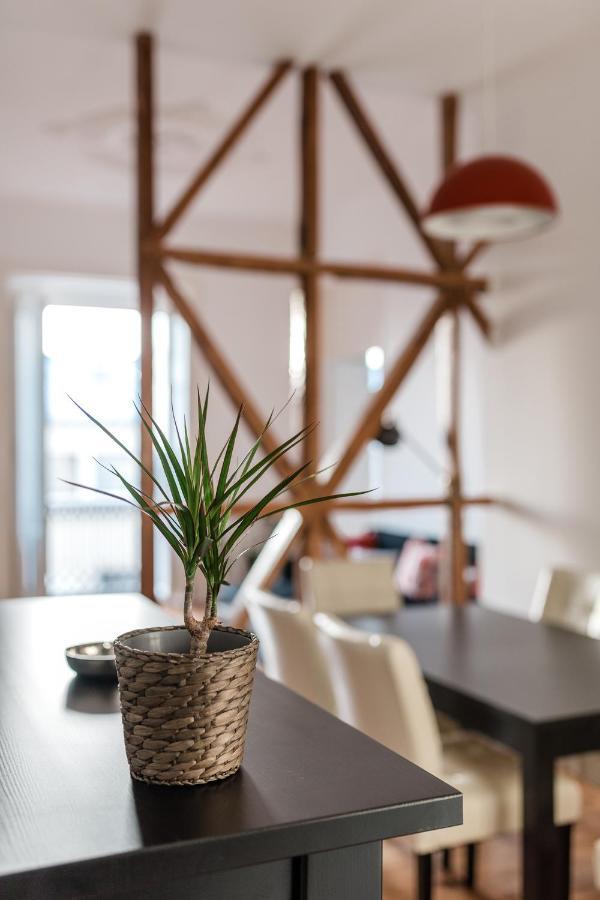 Elegant 3 Bedroom Flat With View In Principe Real Lisboa Exteriör bild